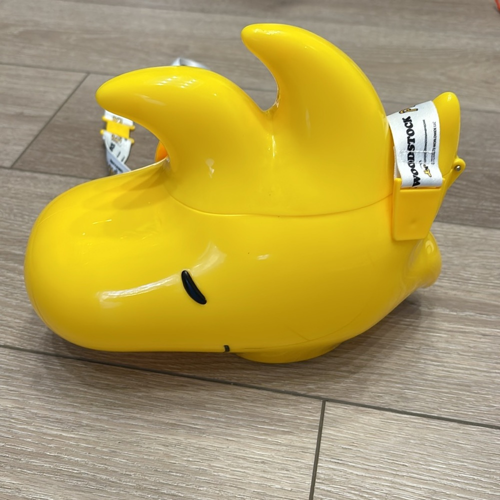 Peanuts Woodstock popcorn bucket